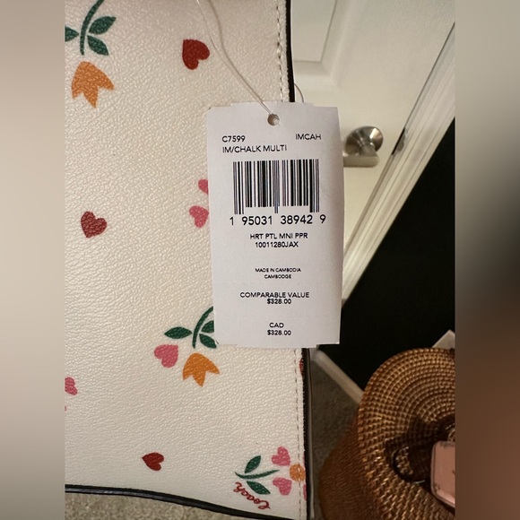 NWT COACH MINI PEPPER CROSSBODY - HEART PETAL PRINT (WITH COIN PURSE) - Picture 9 of 13